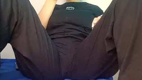 Annie online show from 12-12-24, 12:16