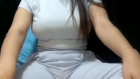 Annie online show from 03-01-25, 01:11