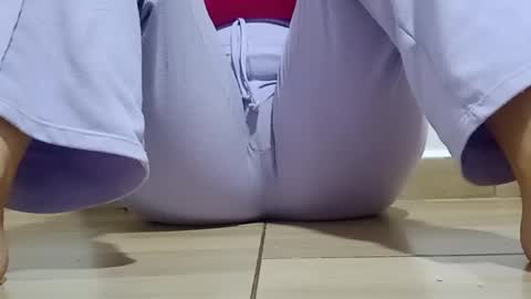 Snapshot of sunshine_days chatting on 11-24-25, 05:23 Annie online show from 11-24-25, 05:23