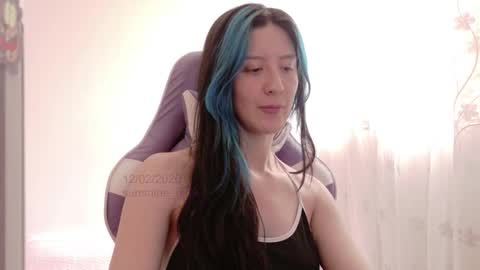 Snapshot of sunshine_girl9 chatting on 02-12-26, 08:04 sunshine_girl9 online show from 02-12-26, 08:04