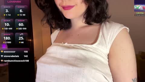 Snapshot of sunshine_lina chatting on 01-11-25, 01:01 Lina online show from 01-11-25, 01:01