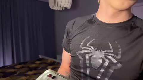 Snapshot of sunshinealex chatting on 03-05-25, 08:00 sunshinealex online show from 03-05-25, 08:00