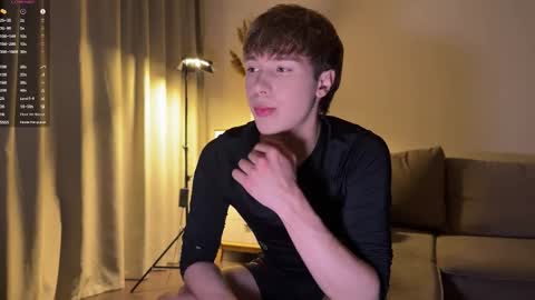 Snapshot of sunshinealex chatting on 10-07-25, 01:25 sunshinealex online show from 10-07-25, 01:25