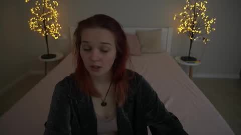 Lola online show from 11-16-25, 07:14