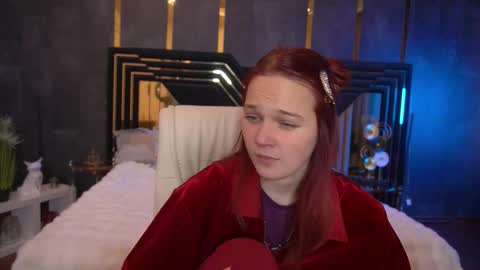 Lola online show from 12-05-25, 09:29