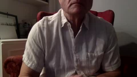 Snapshot of suntrdr077 chatting on 03-03-26, 11:10 suntrdr077 online show from 03-03-26, 11:10