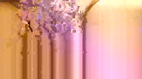 Snapshot of suntroll chatting on 10-10-25, 09:19 Suntroll online show from 10-10-25, 09:19