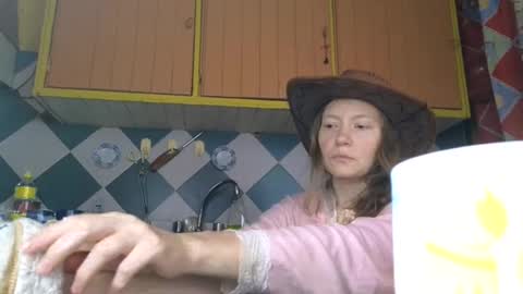 super jony and Marta GMT 1300-1800 every day online show from 12-15-25, 03:00