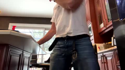 Francisco666 online show from 12-20-24, 07:39