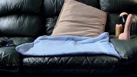 Snapshot of superduty5speed chatting on 01-12-25, 08:36 Thomas online show from 01-12-25, 08:36