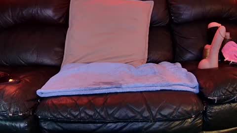 Snapshot of superduty5speed chatting on 01-21-25, 03:26 Thomas online show from 01-21-25, 03:26