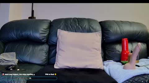 Snapshot of superduty5speed chatting on 09-19-25, 02:46 Thomas online show from 09-19-25, 02:46