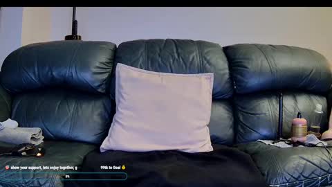 Snapshot of superduty5speed chatting on 09-27-25, 04:12 Thomas online show from 09-27-25, 04:12