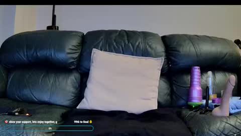 Thomas online show from 11-23-25, 07:46