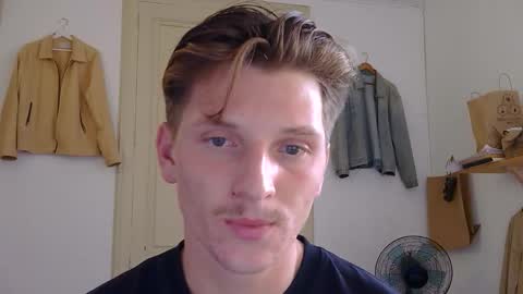 Snapshot of superhardxxxx chatting on 10-21-25, 11:00 Ctrl My Body online show from 10-21-25, 11:00