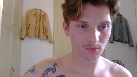 Snapshot of superhardxxxx chatting on 11-24-25, 01:33 Ctrl My Body online show from 11-24-25, 01:33