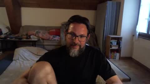 Snapshot of supersquirrel81 chatting on 09-22-25, 04:31 supersquirrel81 online show from 09-22-25, 04:31