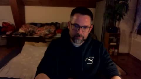 supersquirrel81 online show from 02-15-26, 06:10