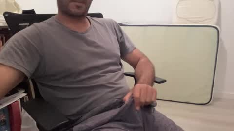 surftravel online show from 02-13-25, 01:59