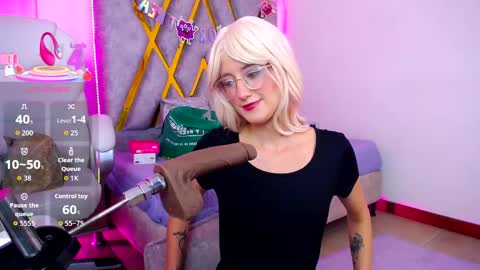 Susan online show from 11-30-25, 11:14