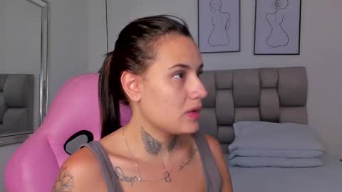 Susan online show from 11-17-25, 02:56