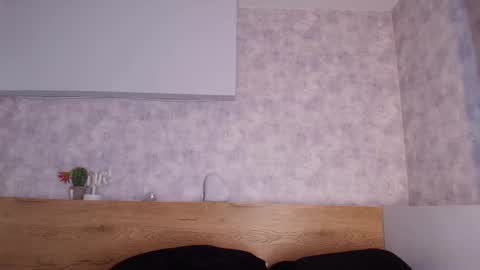susana_huston online show from 10-09-25, 06:06
