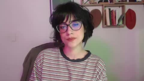 susana_w online show from 12-18-25, 10:38