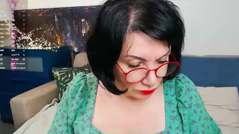 Susan online show from 02-09-25, 06:26