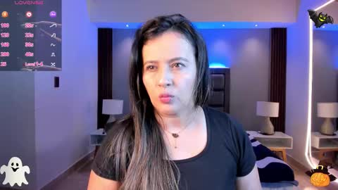 Susan  Everyday From 0530 to 1430 Col Time online show from 10-31-25, 10:49