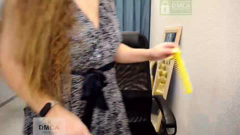 Susanna online show from 12-22-25, 06:43