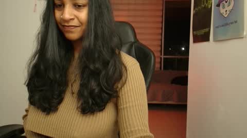 Susan Rhodes online show from 10-18-25, 06:26