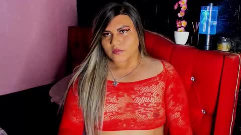 Snapshot of sussan__dirty chatting on 10-28-25, 11:51 Sussan online show from 10-28-25, 11:51