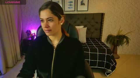 Snapshot of sussy__stone chatting on 12-02-24, 12:29 online show from 12-02-24, 12:29