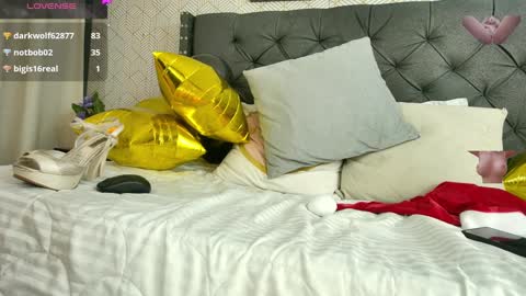 Snapshot of sussy__stone chatting on 12-24-24, 03:05 online show from 12-24-24, 03:05