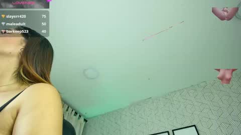 Snapshot of sussy__stone chatting on 01-04-25, 04:00 online show from 01-04-25, 04:00