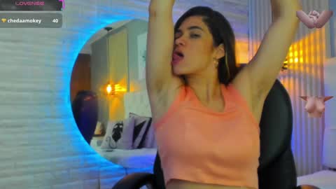 Snapshot of sussy__stone chatting on 01-05-25, 01:04 online show from 01-05-25, 01:04