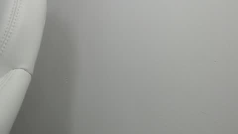 sussy leon online show from 01-31-25, 12:07