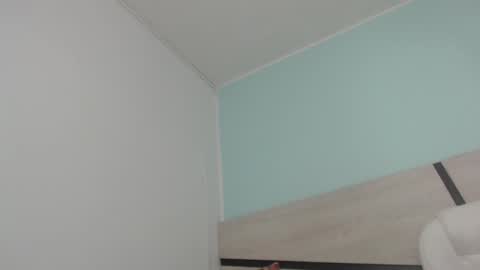 sussy leon online show from 02-10-25, 06:24