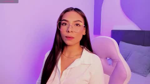 sussy_sweet4u online show from 11-06-25, 08:48