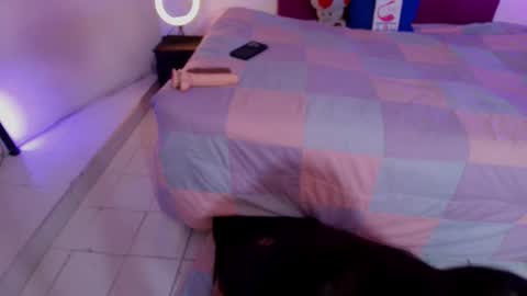 Snapshot of sussyandken21 chatting on 12-15-25, 07:23 sussy and ken online show from 12-15-25, 07:23