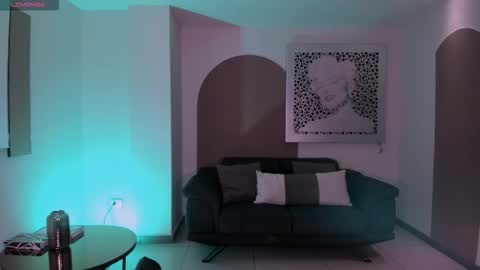 Sussy Bell online show from 11-04-25, 07:35