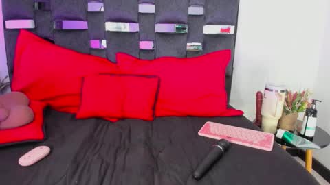 Sussy Sunny online show from 02-25-26, 05:39