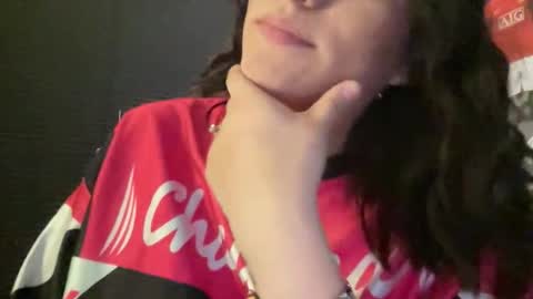 Snapshot of suzyishellawet chatting on 02-03-26, 06:40 Suzy online show from 02-03-26, 06:40