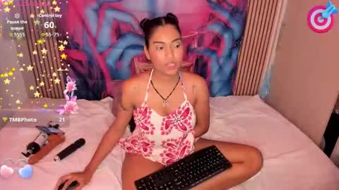 suzzann_rugg online show from 10-16-25, 01:50