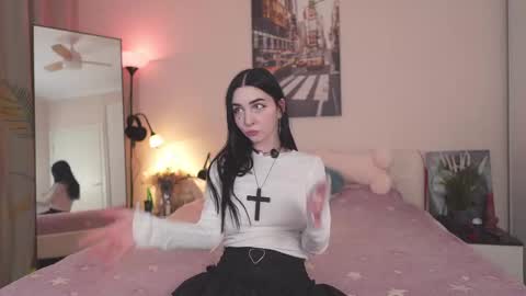 Snapshot of swagdoll chatting on 02-20-26, 07:25 Sasha online show from 02-20-26, 07:25