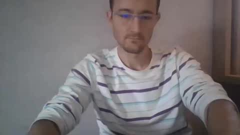 Snapshot of swarogpl chatting on 01-07-25, 11:26 swarogpl online show from 01-07-25, 11:26