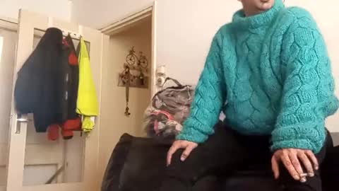 sweaterboy666 online show from 10-01-25, 10:54