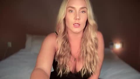 Snapshot of swedish_candii chatting on 10-14-25, 02:45 Swedish Candii online show from 10-14-25, 02:45