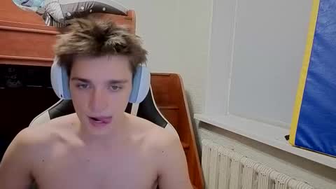 sweeetyangeel online show from 10-23-25, 04:28