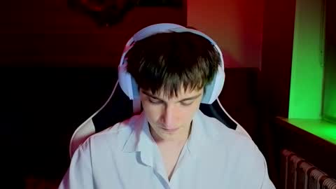 sweeetyangeel online show from 12-17-25, 06:14